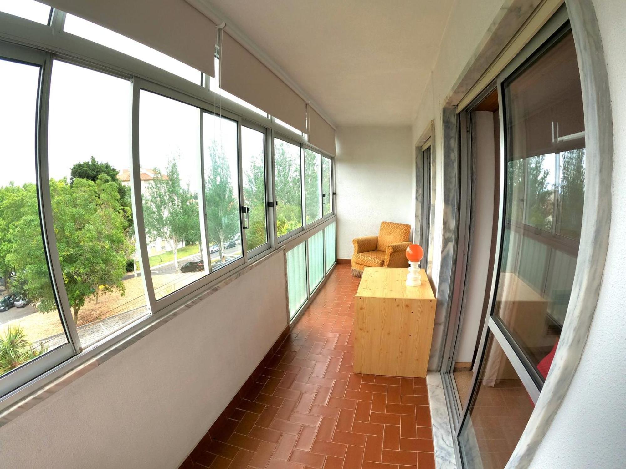 Carcavelos Very Spacious 3 Bedroom Apartment Cascais Sao Domingos de Rana Luaran gambar